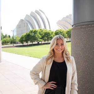 Meet your Posher, Nicole